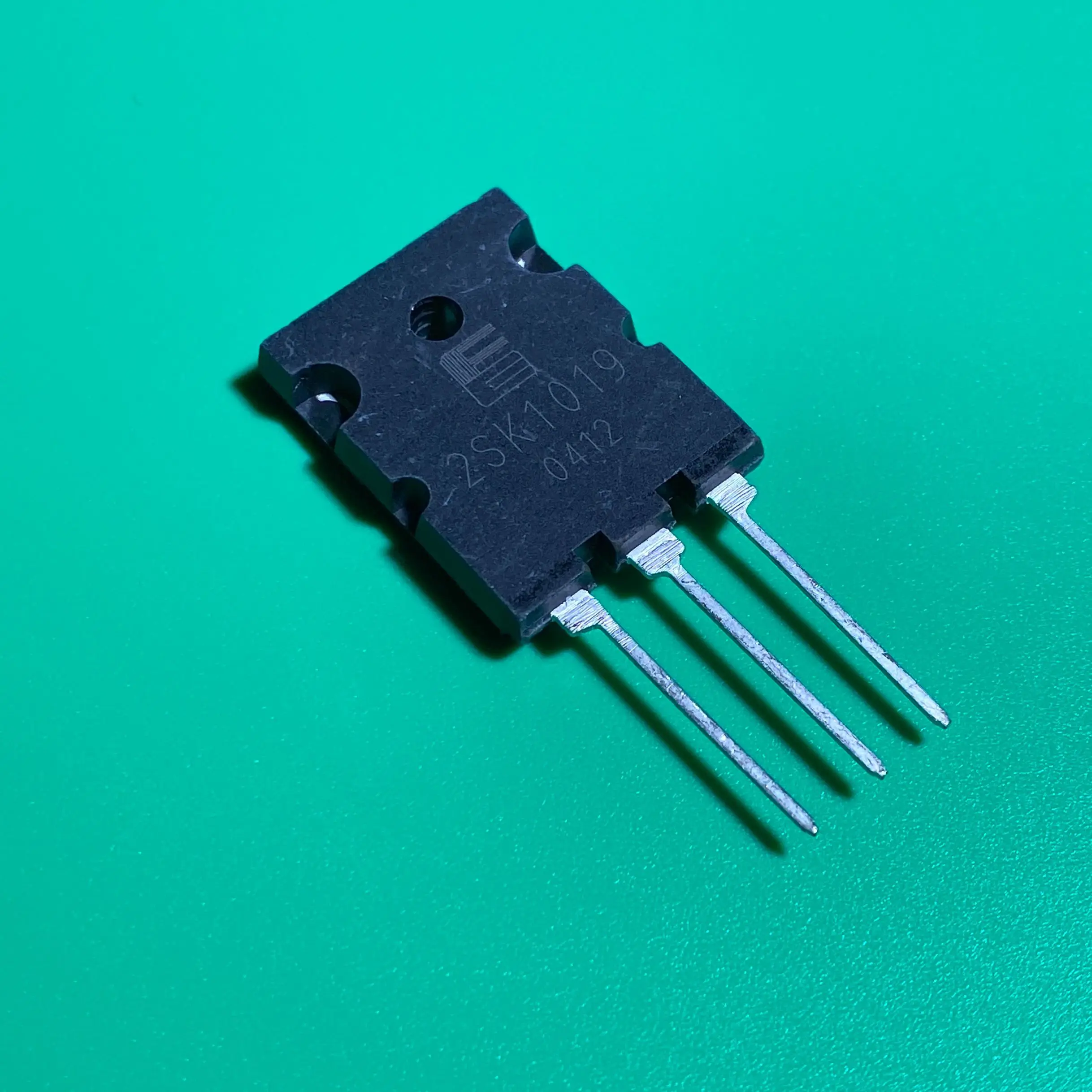 

3 шт./лот 2SK1019 TO-3PL 2 S K1019 N-CHANNEL SILICON POWER MOSFET TO3P 2SK1019-01 2SK101901 2SK 1019 2 SK1019 2KS1019