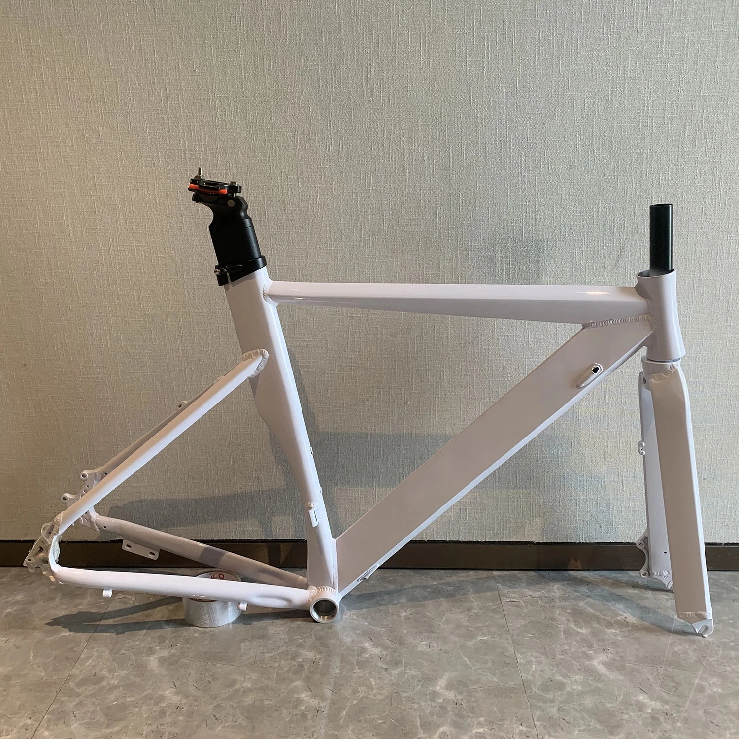 Gray Road Bike Frame Aluminum Alloy Muscle Version Bicycle Frameset