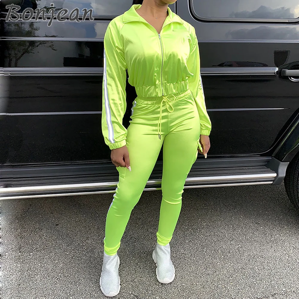 

2020 Women Reflective Sports Set Stripe Tracksuit Hoodies Sweatshirt Top+Long Pants Sportswear Set Zip Up Two Piece Outfits