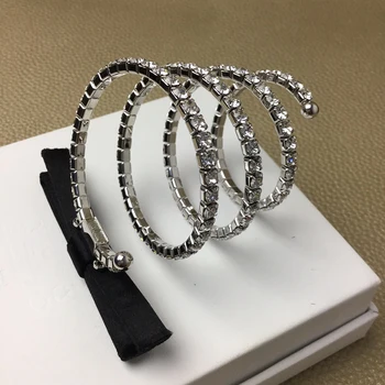 

2020 Hot Brand Fashion Jewelry Set For Women Spring Bowknot Party Jewelry Set Choker Bracelet Cuff Fashion Bowknot Jewelry Set