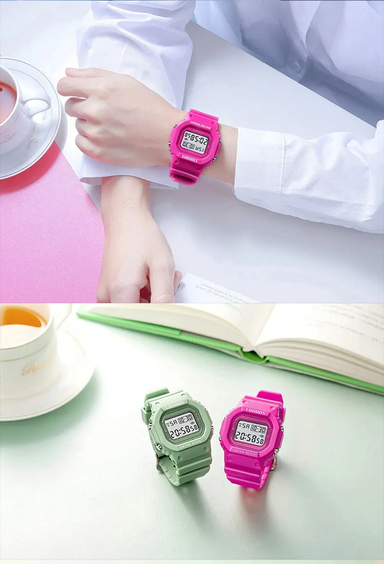 women watch  (14)