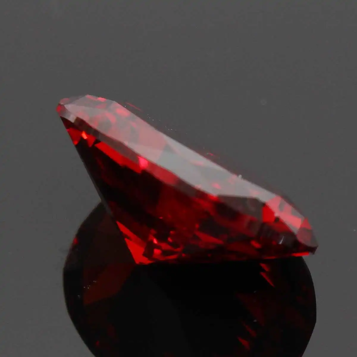 Горячее предложение! 19.89CT 13X18 мм овальная форма, красно-рубиновый разрез, свободный драгоценный камень, драгоценный камень для кольца поделки, ожерелья, браслеты
