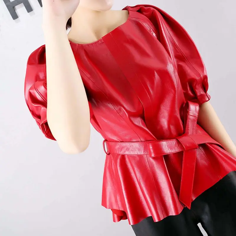 Рисунок 4 - Женская короткая куртка из натуральной овечьей кожи