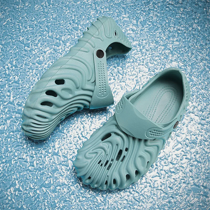 2022 Summer Men Fashion Charms EVA Sandals Round Toe Soft Thick Sole Hollow Beach Bubble Garden Shoes Outdoor Sneakers Clog |
