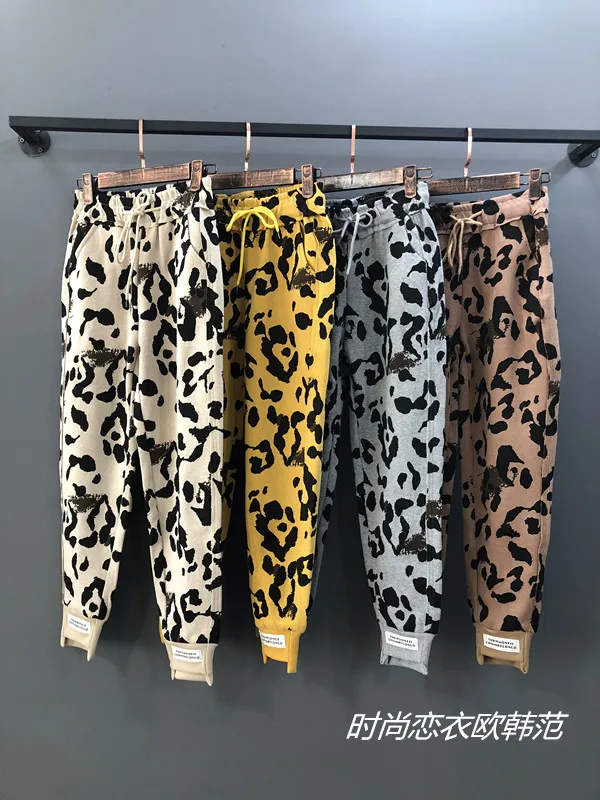 

Streetwear 2020 Spring New Harem Pants Female Loose Vintage Leopard Sports Pants Students Leisure Knitted Sweatpants