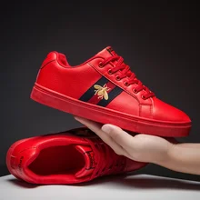 Мужская обувь с рисунком пчелы; сезон весна; Новинка года; обувь красного цвета в Корейском стиле; Мужская Спортивная повседневная обувь; модная красная обувь
