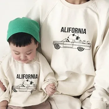 

2020 spring and autumn Korean version of the new parent-child dress Han Fan casual foreign printed pattern loose wild sweater T