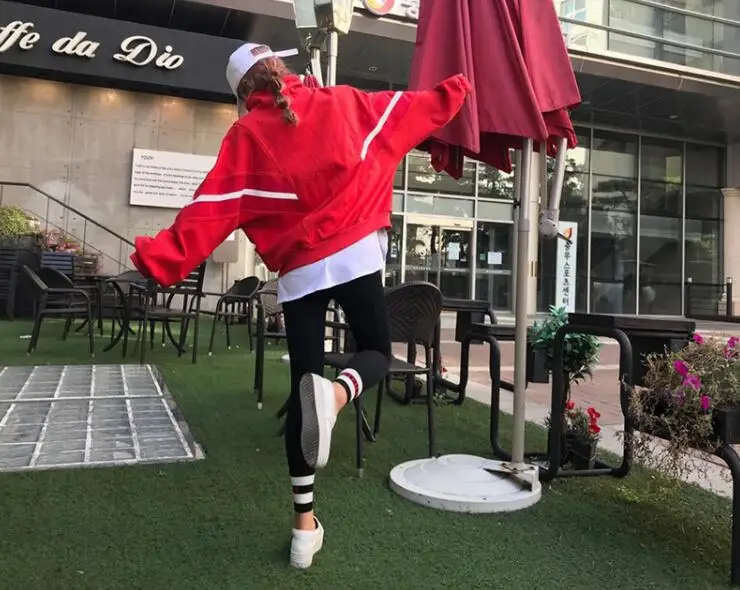 Harajuku Женская толстовка в полоску с рукавом «летучая мышь» со стоячим воротником на молнии, свободные толстовки, повседневный джемпер, топы