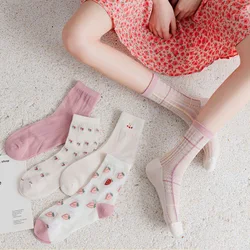 Spring And Summer Women'S Socks Ins Trend Socks Japanese Strawberry Rabbit Pattern Kawaii Socks Breathable Cotton Socks