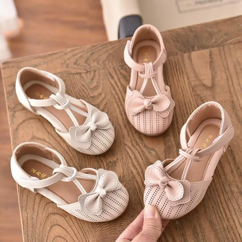 

Toddler Infant Kids Sandals Baby Girls Hollow Out Shoes Crystal Bowknot Princess School Leather Shoes Spring Summer Soft Sandals