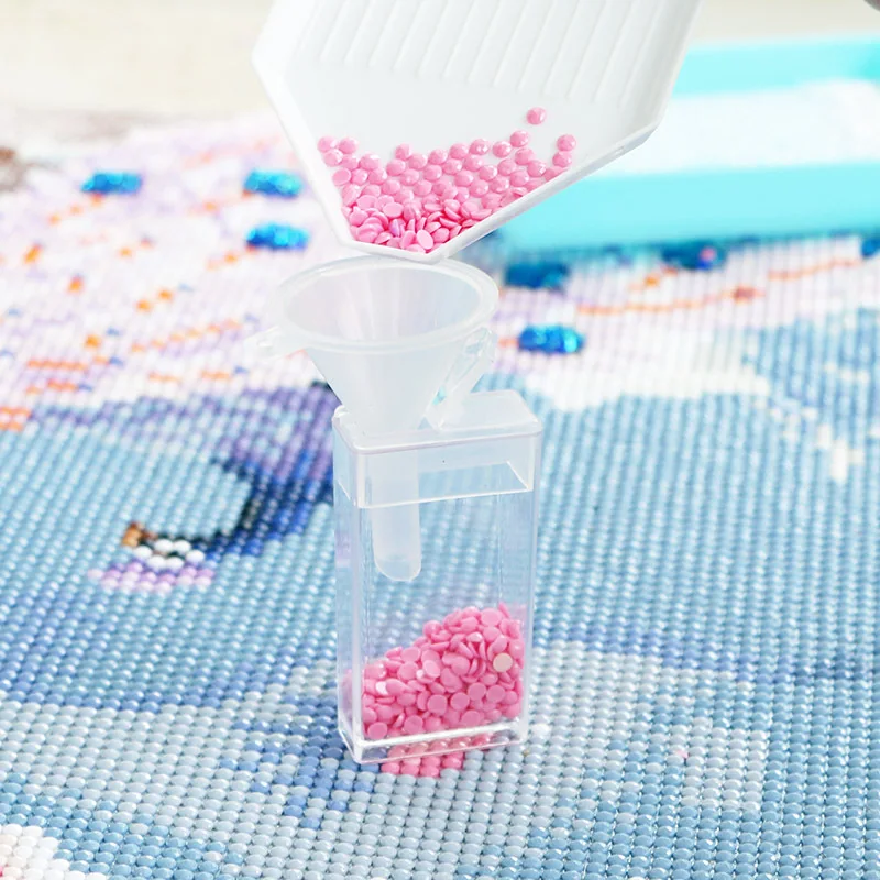 New Mini Funnel DIY Diamond Painting Accessories Beads Diamond Storage Embroidery Mosaic Conveniently Put into Container Tool