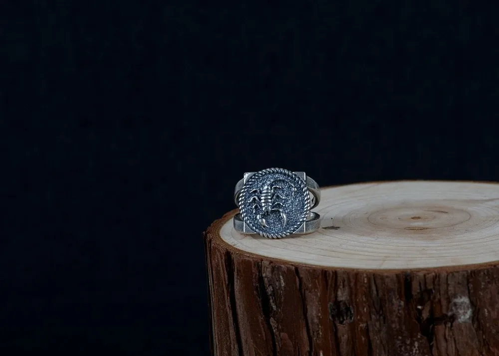 9081768412_149667708