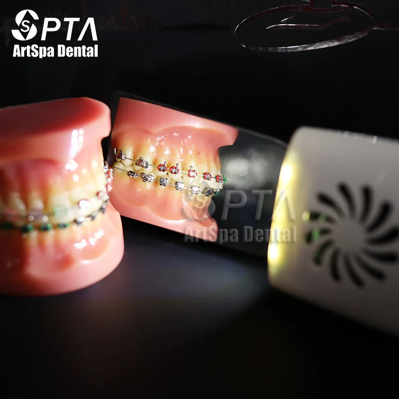 مجموعة مرآة إزالة ضباب الأسنان LED ، تعزيز الدقة ف...