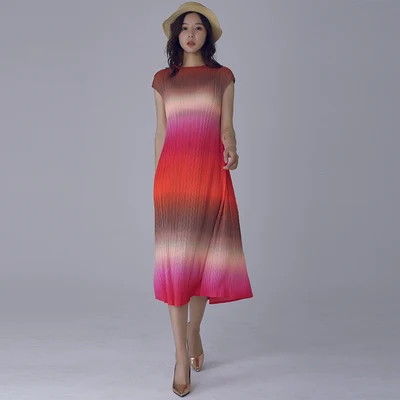 

HOT SELLING Miyake fold short sleeve fashion o-neck Gradient Color stripes A-Line dress IN STOCK