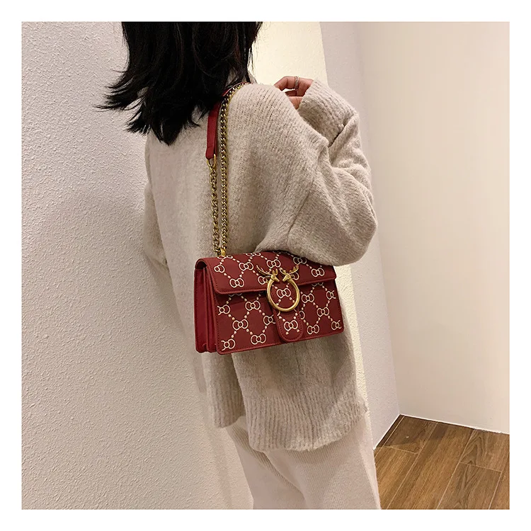 2019 New Design Deer Suede Leather Handbag Small flap Crossbody Bags for Women Quilted Embroidery Chain Shoulder Purse Black Red (5)