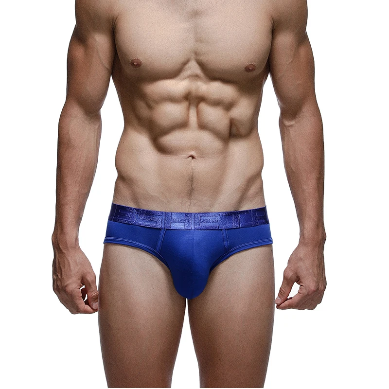 Мужское нижнее белье бренды. Прозрачные мужские трусы. Мужского белья интернет. Мужские трусы боксеры. Синтетические трусы мужские.