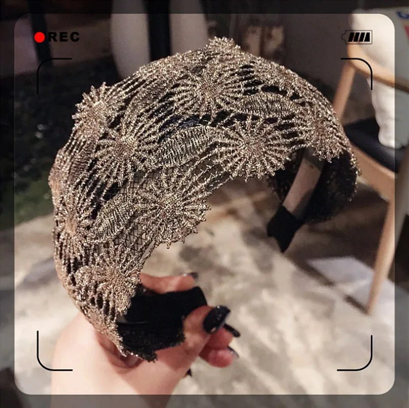 2021 new lace hairpin adult female summer cover white hair hairband out headband wide-brimmed headband press hair headdress funny toothpaste cap silicone fun presidents butt pump lid cover toothpaste gadgets for tube squeezing aids for adult bathroom