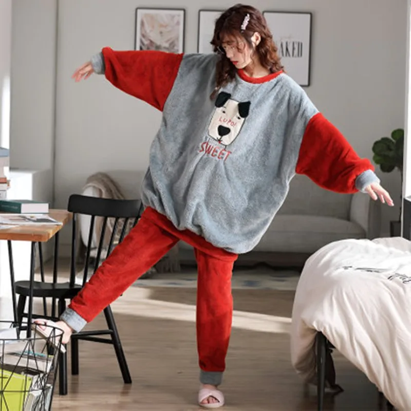 Large pyjamas autumn and winter women's lovely coral velvet thickened fat sister 100kg loose maternity home clothes set