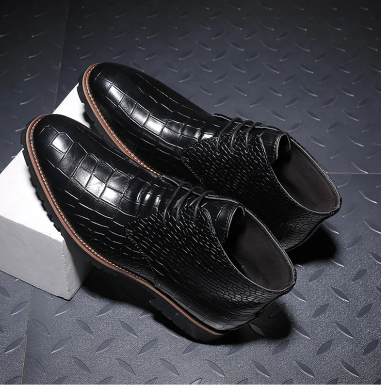 Мужская обувь из натуральной кожи; Роскошные Брендовые повседневные Лоферы без шнуровки; мужские мокасины в итальянском стиле; цвет черный, синий; Мужская обувь для вождения - Цвет: Black