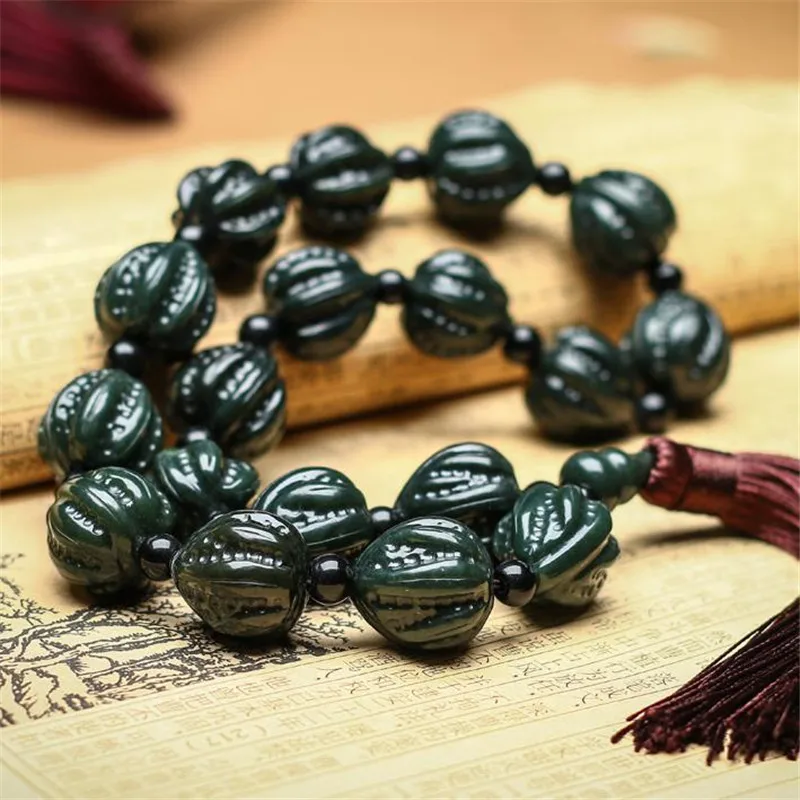 

Natural Hetian jade walnut holding sapphire buddha string for men and women jade wenwan accessories diamond rosary car hanging