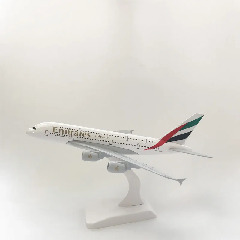 

20cm Alloy Aircraft Model UAE Airbus A380 Aircraft Model Plane Model Diecast Aircraft Toys Airplane Airliner Kid Gifts