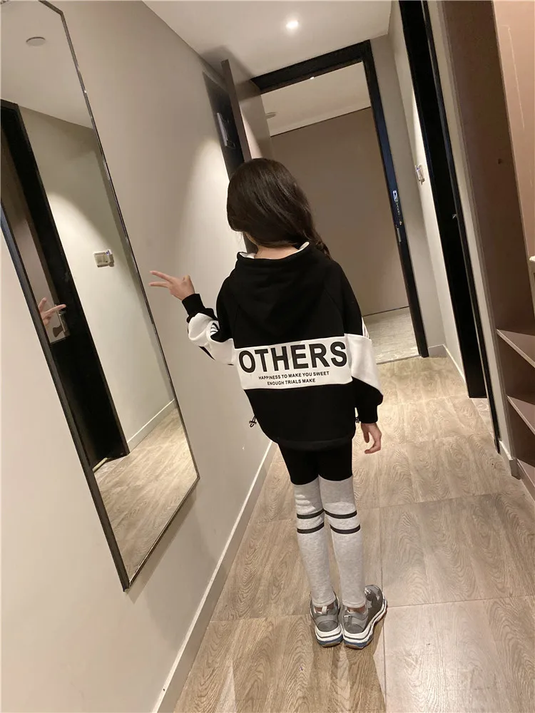 winter hooded thickening plus velvet sports wind girls sweater with bottoming casual pants in the big two-piece suit