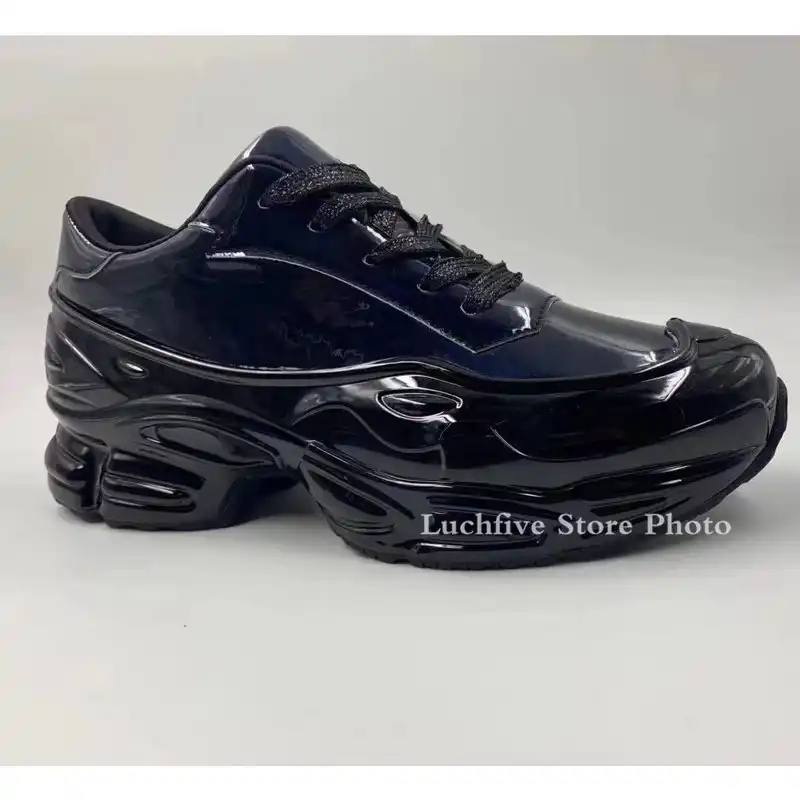 chunky sole black trainers