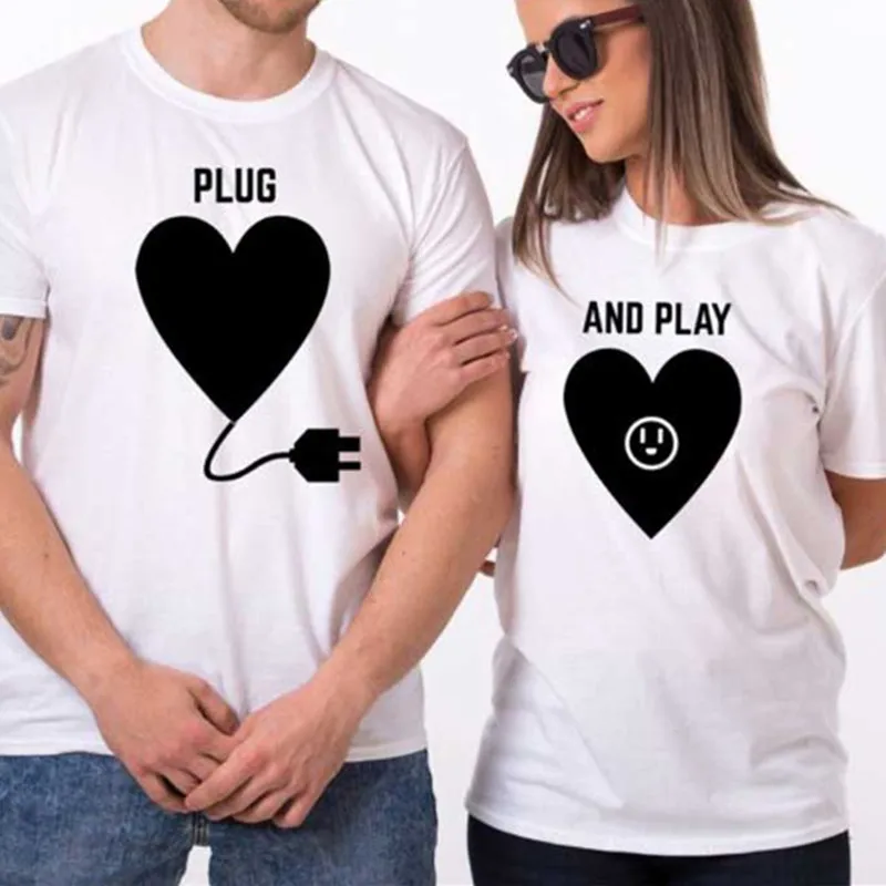 Футболка для пар Love Plug and Play футболка мужа жены забавная одежда мужчин и женщин