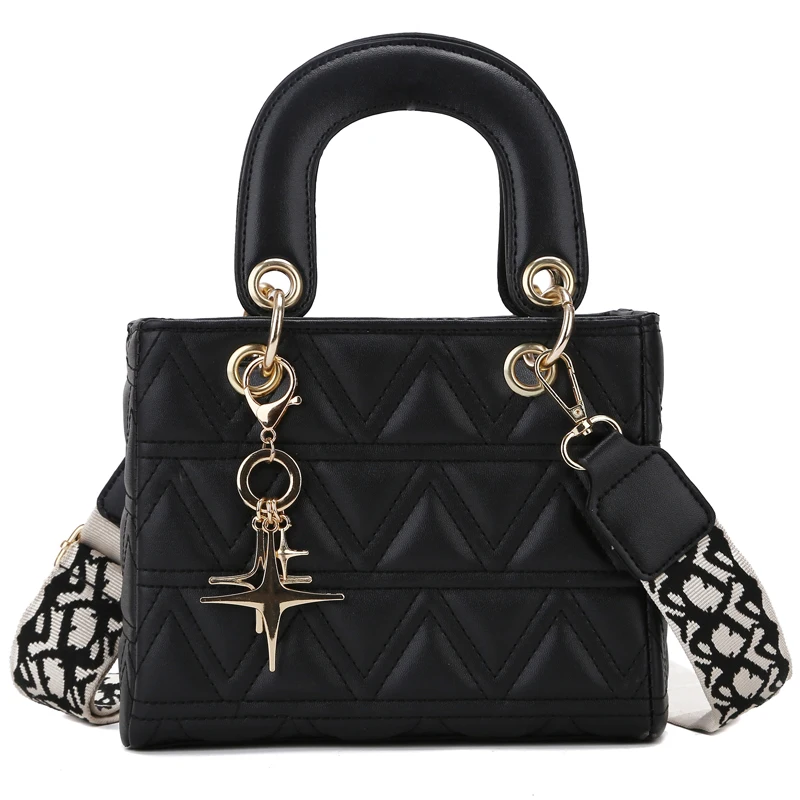 

iVog New Arrival Everyday Ladies Small Messenger Crossbody Handbag Black channels Quilted Clutch Hand Bags for Women 2019