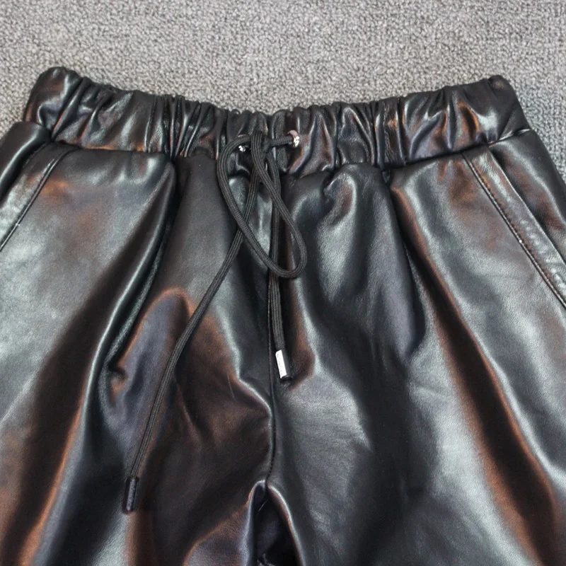 5421953444_758675076