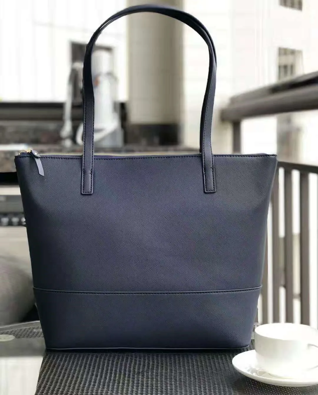 Popular fashion European and American simple horizontal style large shopping bag shoulder bag women handbag casual bag - Цвет: navy blue
