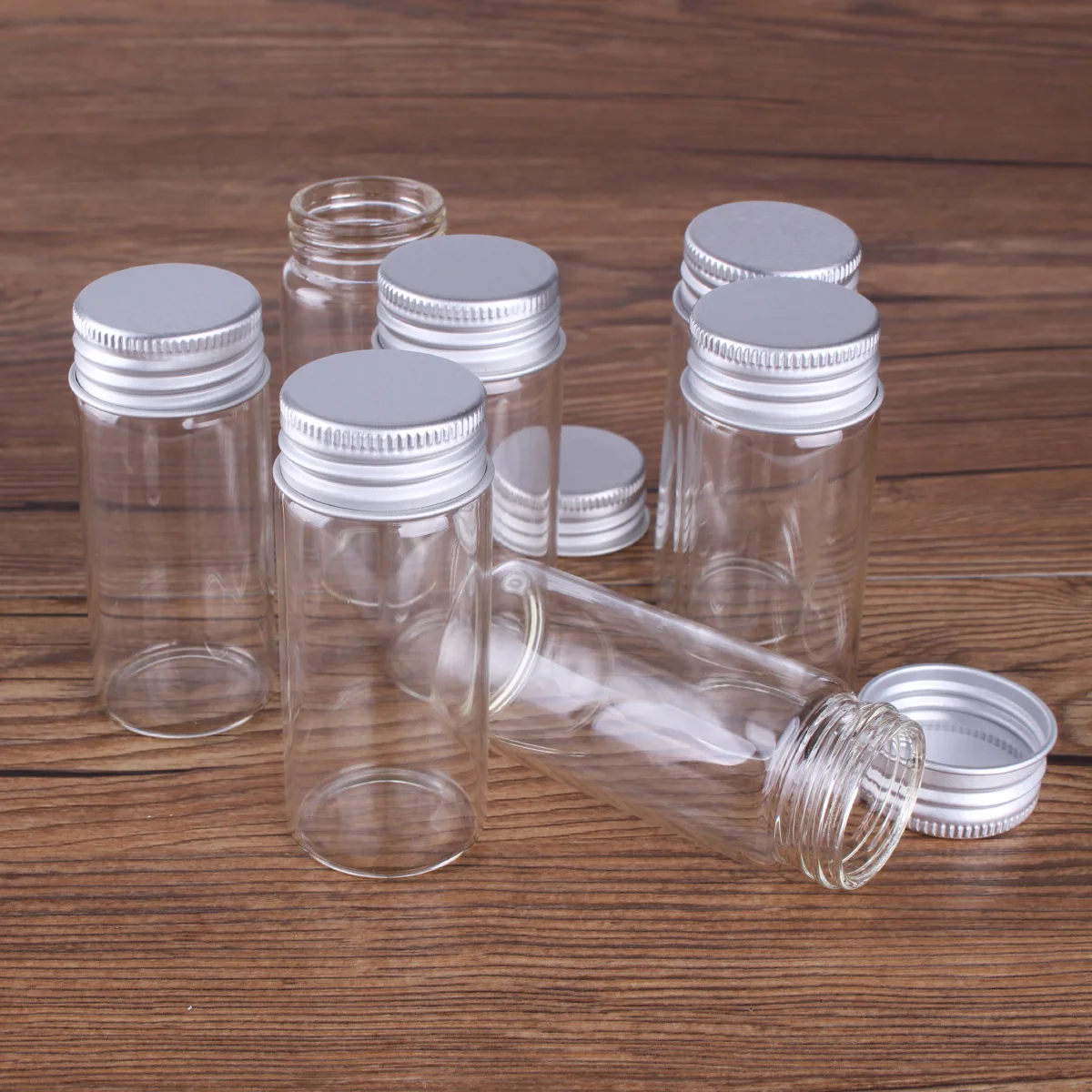Set of 4 Versatile Glass Bottles with Aluminum Lids – Choose from 7 Sizes