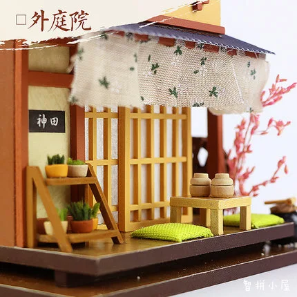 

Japanese Style DIY Hut Wood Assembled Handmade Small House Miniature Japan Model Scene Creative House