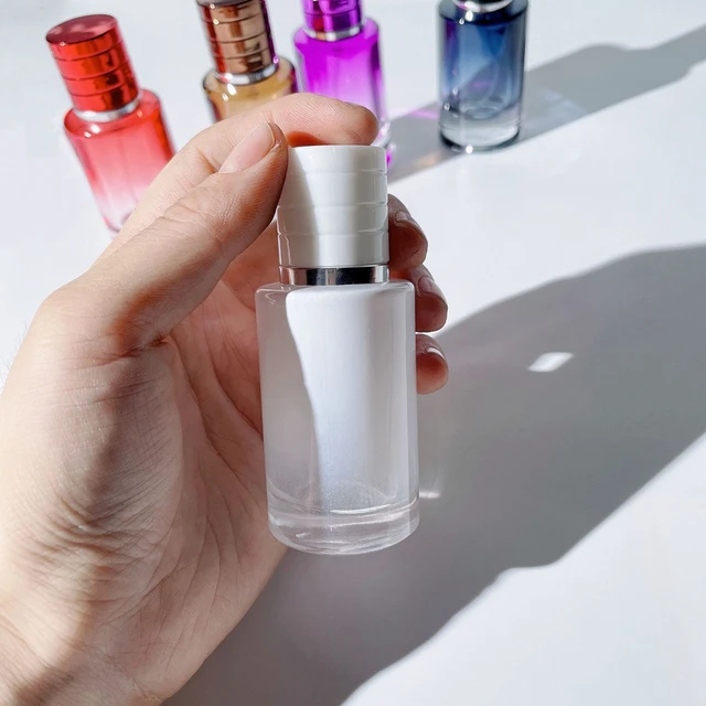 Buy Wholesale China In Stock Oblate 30ml Transparent Simple Design Square  Atomizer Glass Perfume Bottle With Sprayer & Glass Perfume Bottle at USD  0.34