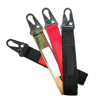 

Industry Trend Keychain Outdoor Sports Skateboard Key Ring Anti-Lost Olecranon Buckle