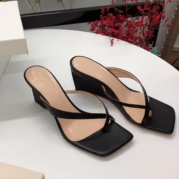 

Women Sandals Gladiator Wedge High Heels 2020 Summer Celebrity Street Outfit Women Thong Sandals Flip-Flops Luxury Brand Shoes
