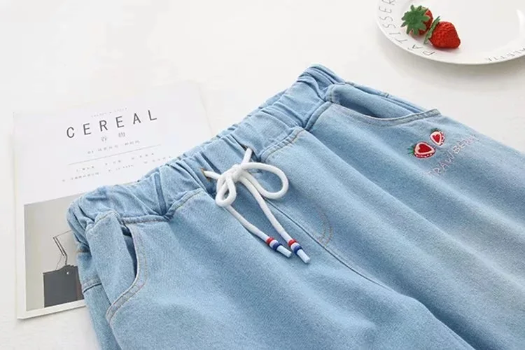 Women's casual preppy style Cute strawberry embroidery Fashion Design jeans loose Straight pants Elastic waist nine Denim Jeans