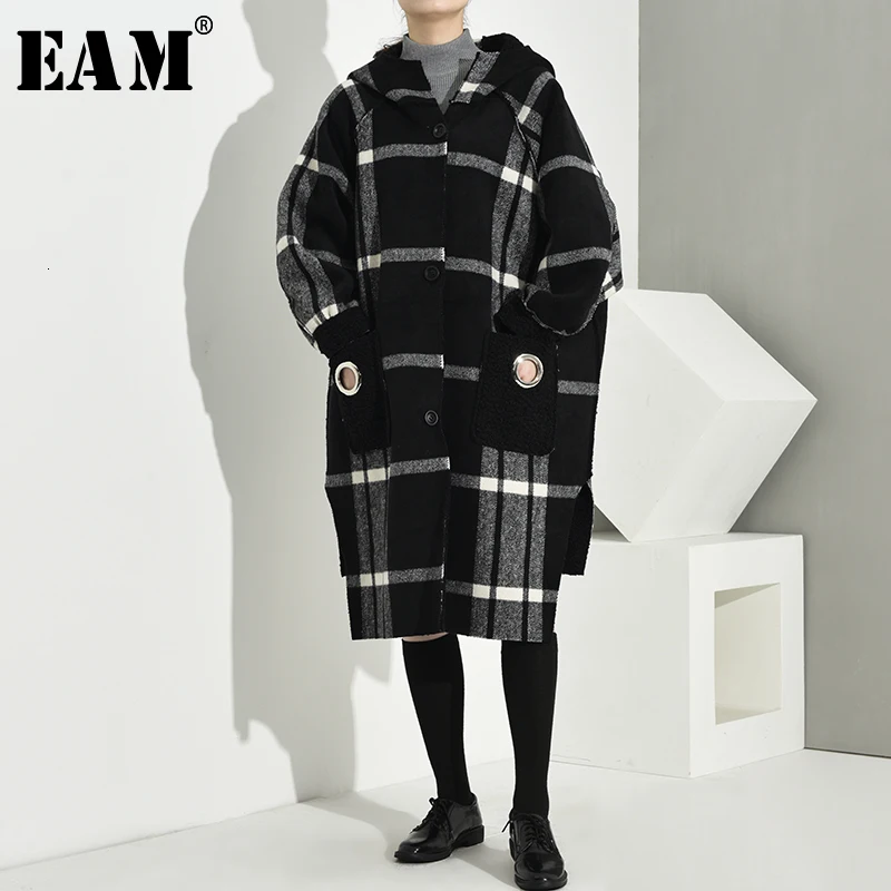 [EAM] Loose Fit Black Pocket Plaid Big Size Woolen Coat Parkas New Long Sleeve Women Fashion Tide Autumn Winter 1K67201