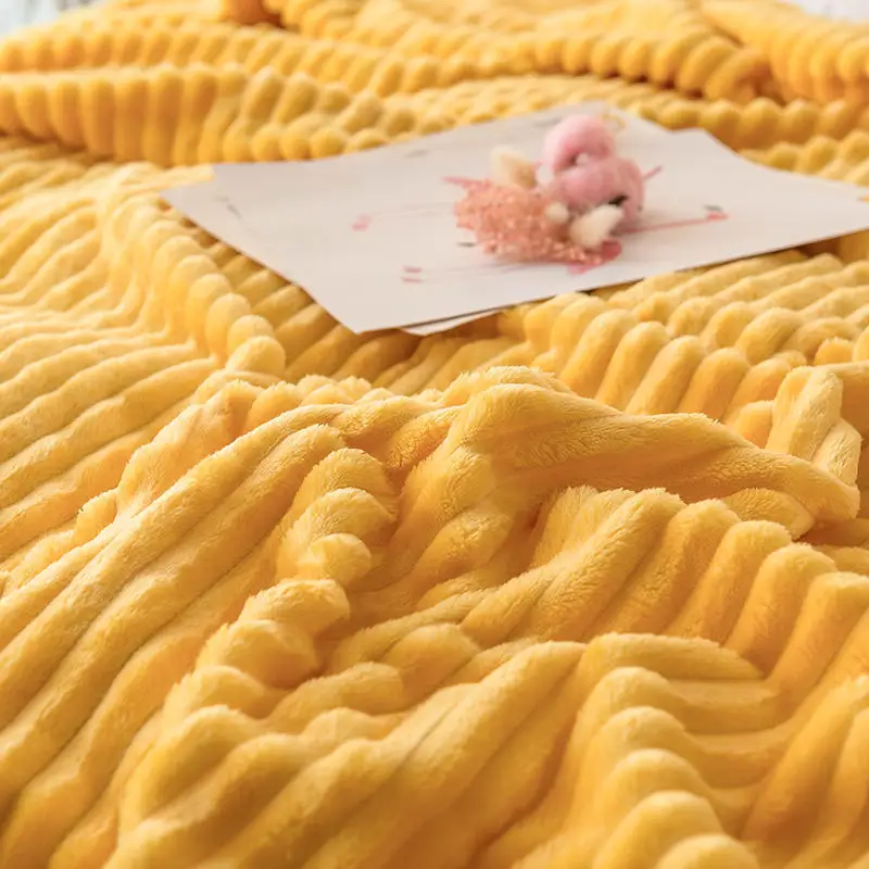 Blankets for Beds Solid Yellow Color Soft Warm 300GSM Square Flannel Blanket On the Bed Thickness Throw Blanket