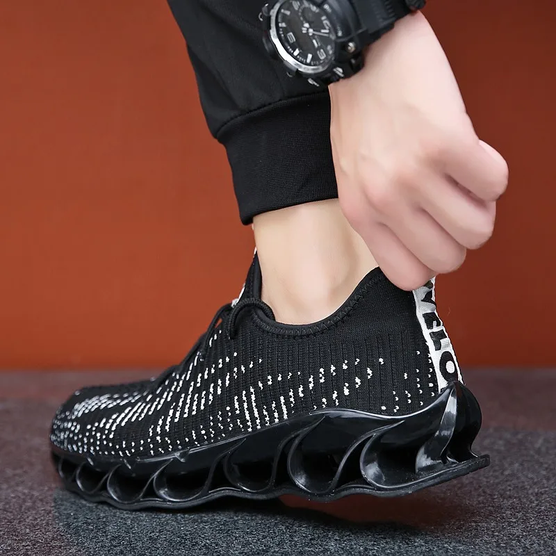 Для мужчин кроссовки Flyknit Для мужчин легкие футбольные бутсы спортивные, для тренажерного зала; Для мужчин сетчатая Туфли без каблуков волна Для мужчин спортивной обуви носки под ботинки