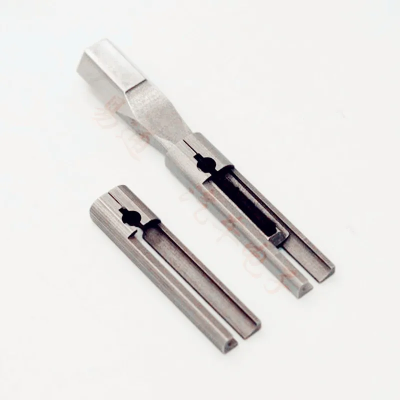 

Baodean Super B type key blank cutting using fixture,vertical key duplicating machines spare parts clamp chuck