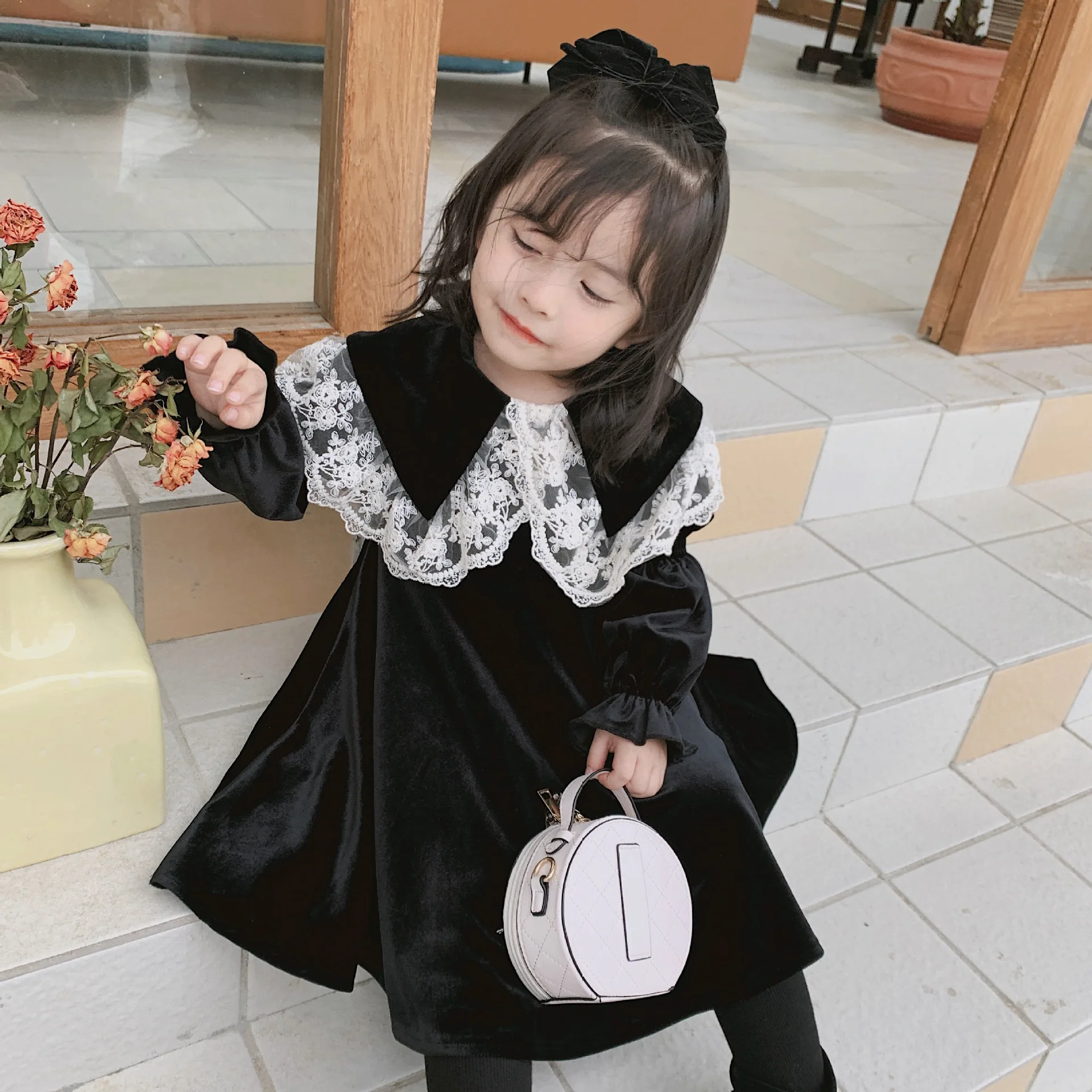Winter Toddler Girls Dress Korean Princess Costume New Fashion Lace Turn Down Collar Plus Velvet Party Dress 1-7Yrs Kids Clothes
