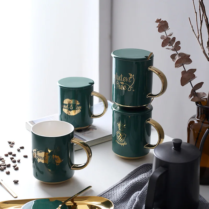Европейский черновато зеленый с золотом кружка Чай чашки Керамика крышкой