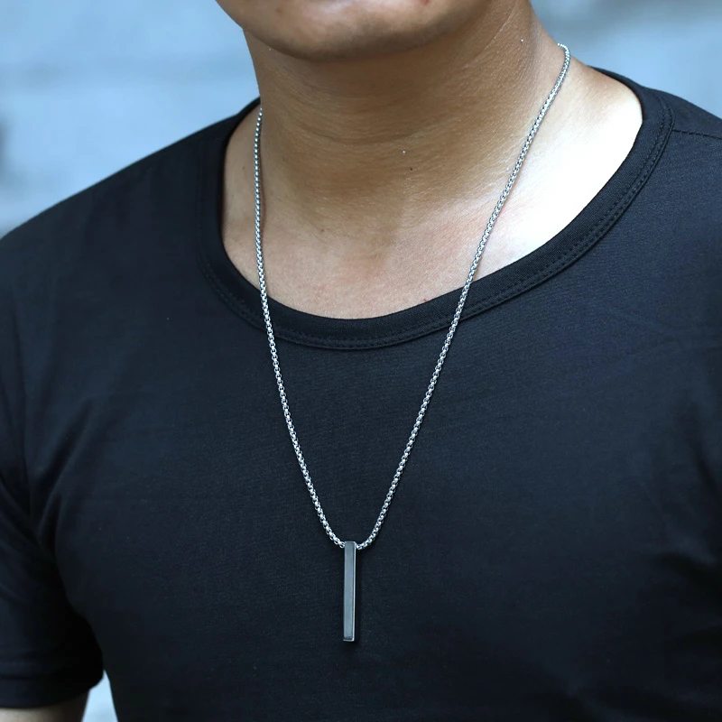 2021 Trendy Round Compass Pendant Men Necklace Box Chain Temperament Stainless Steel Necklace For Men Jewelry Gift 