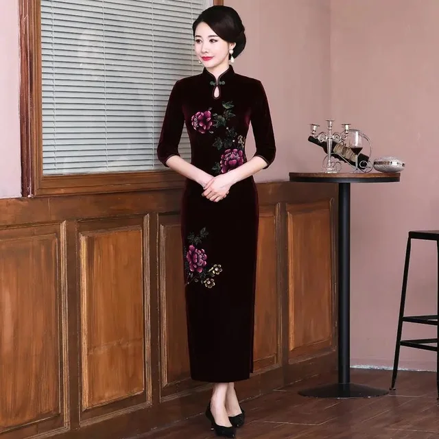 Women Elegant Embroidery Floral Wrap 