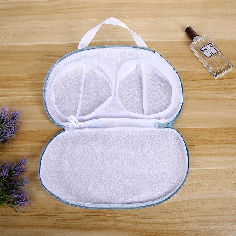 22718797382_1086612745