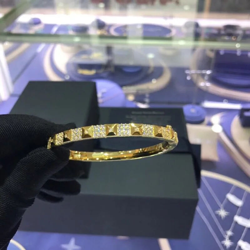 Новое поступление 2020 европейские классические браслеты в виде роз фирменные