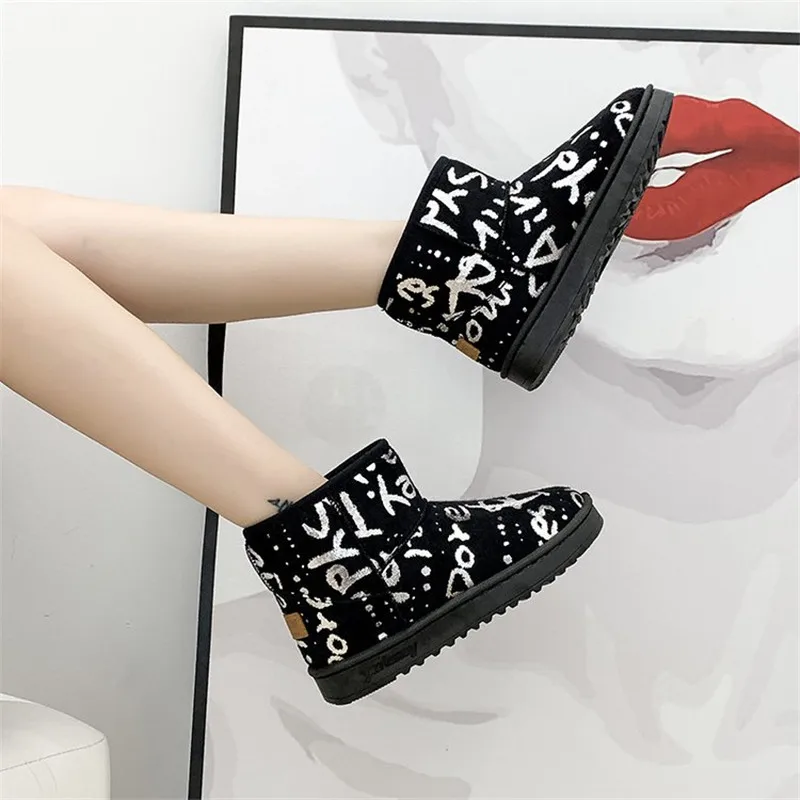 

Plush snow boots 2019 winter new high to help fashion letters women's shoes flat non-slip warm women's boots shoes woman
