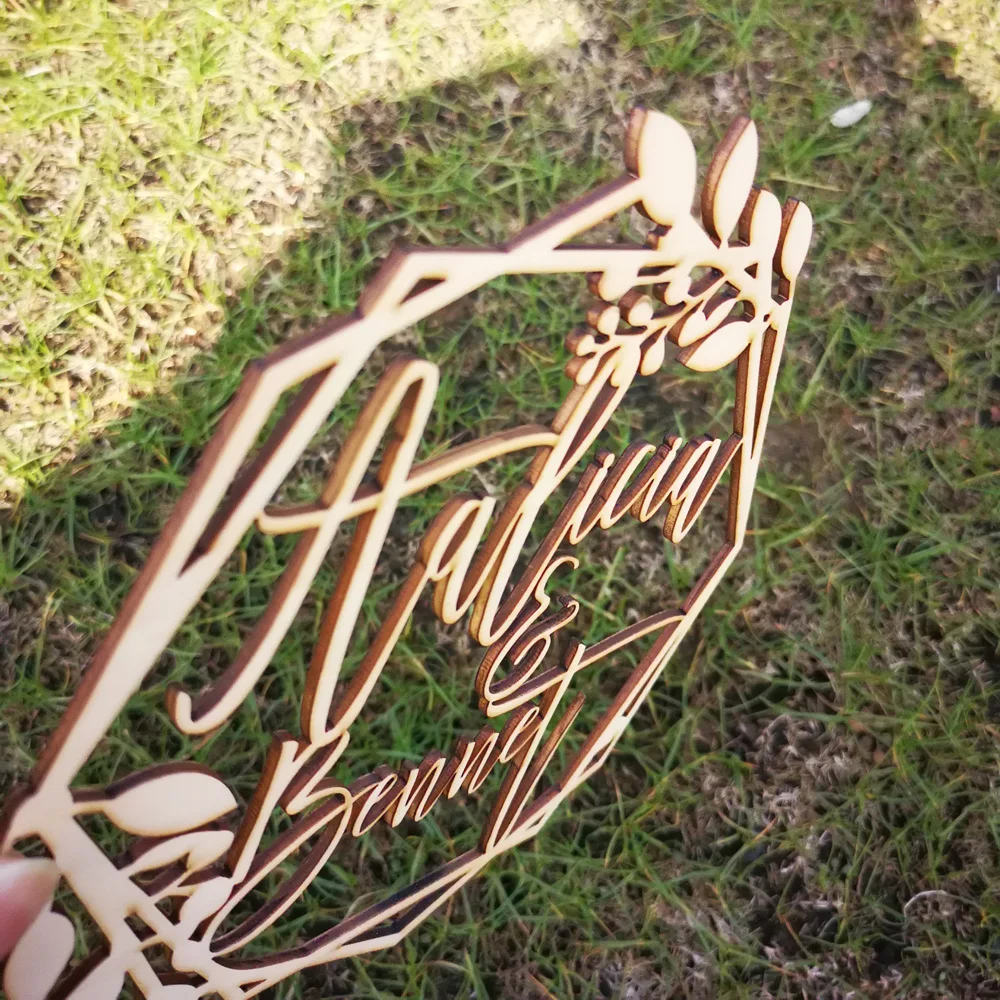 Custom Couple Wedding wreath Wood Style Name sign wood,Personalized Bride&Groom Country wedding tablephoto Wall name sign Decor (3)