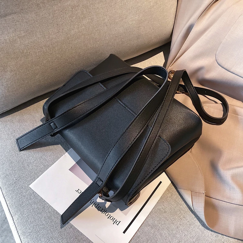 iVog New Arrival Everyday Female Small Shoulder Messenger Handbag Geometric vuiton Black Hand Bags for Women